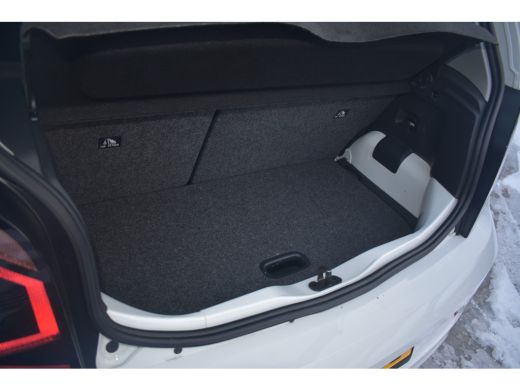 Volkswagen up! 1.0 MPI 65PK | CAMERA ACHTER | CRUISE CONTROL | NAVI VIA APP | BLUETOOTH | LED | DAB+ ActivLease financial lease