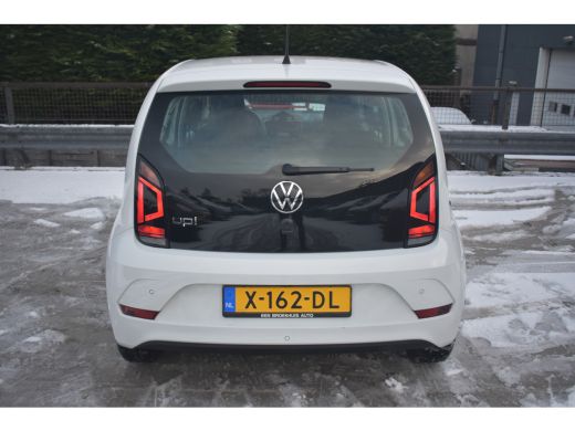 Volkswagen up! 1.0 MPI 65PK | CAMERA ACHTER | CRUISE CONTROL | NAVI VIA APP | BLUETOOTH | LED | DAB+ ActivLease financial lease