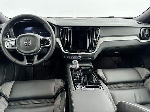 Volvo  V60 T6 Recharge Plus Dark | 18" | Sporstoelen | 360 Camera | Trekhaak | Harman Kardon | Elektr. verst... ActivLease financial lease