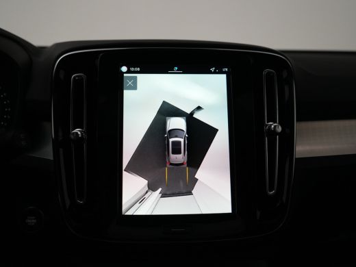 Volvo  XC40 2.0 B4 Plus Black Edition Pixel LED | Panoramadak | Harman Kardon | Nubuck | Stoelverwarming V&A ... ActivLease financial lease