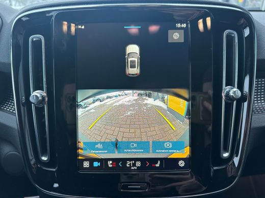 Volvo  XC40 Recharge P8 AWD R-Design | SOH 92,3%| TREKHAAK ELEKTRISCH| STOEL-  EN STUURVERWARMING| CAMERA| PA... ActivLease financial lease