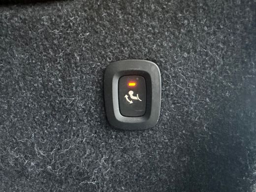 Volvo  XC40 Recharge P8 AWD R-Design | SOH 92,3%| TREKHAAK ELEKTRISCH| STOEL-  EN STUURVERWARMING| CAMERA| PA... ActivLease financial lease