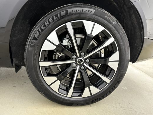 Volvo  XC60 T6 Recharge Plus Dark | 20" | Bowers & Wilkins | Geventileerd Nappa | Massagestoelen | Trekhaak |... ActivLease financial lease