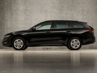 Skoda Octavia Combi 1.0 e-TSI Sportline Automaat (VIRTUAL COCKPIT, APPLE CARPLAY, GROOT NAVI, CAMERA, GETINT GL...