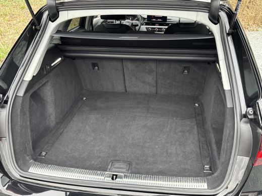 Audi A4 Avant 35 TFSI 2.0 150PK S-TRONIC PRO-LINE CARPLAY/PDC/LED ActivLease financial lease