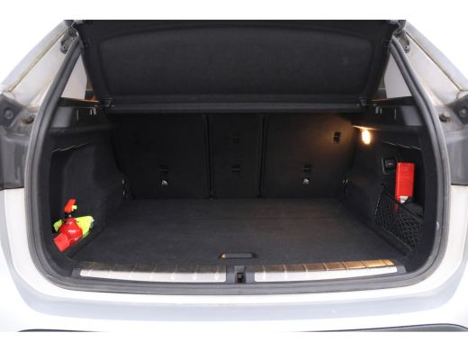 BMW X1 sDrive18d High Executive Automaat, Panorama dak, Navigatie ActivLease financial lease