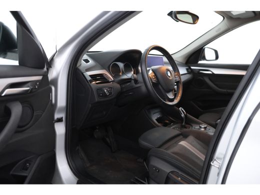 BMW X1 sDrive18d High Executive Automaat, Panorama dak, Navigatie ActivLease financial lease