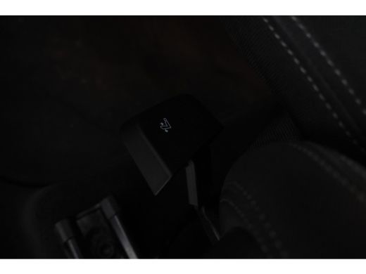 BMW X1 sDrive18d High Executive Automaat, Panorama dak, Navigatie ActivLease financial lease