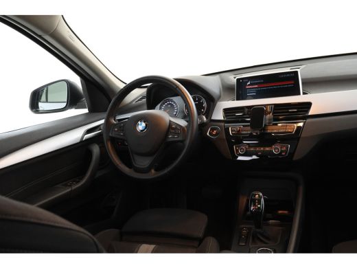 BMW X1 sDrive18d High Executive Automaat, Panorama dak, Navigatie ActivLease financial lease