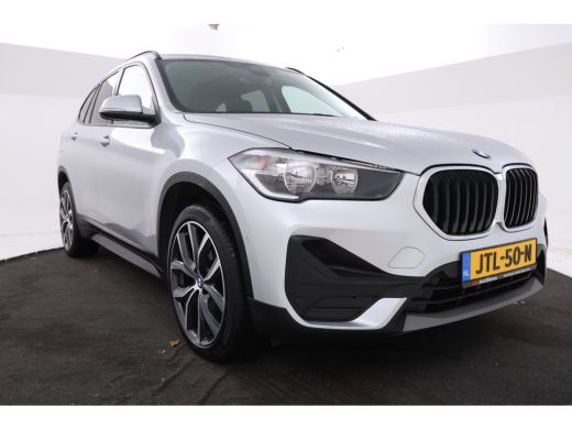 BMW X1 sDrive18d High Executive Automaat, Panorama dak, Navigatie ActivLease financial lease