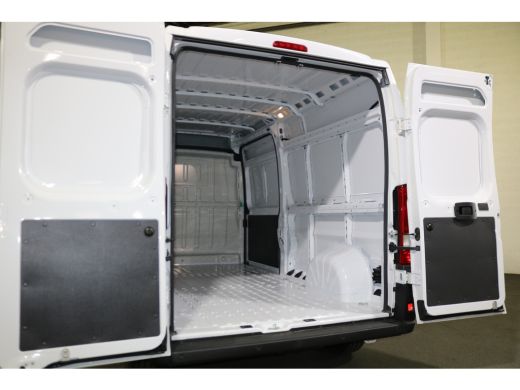 Citroën &euml;-Jumper L3 H2 70 kWh ActivLease financial lease