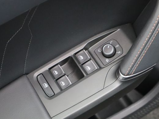 CUPRA Formentor 1.5 TSI Business Edition Automaat | Achteruitrijcamera | Airco (automatisch) | Apple Carplay/Andr... ActivLease financial lease