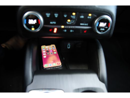 Ford Focus 125pk EcoBoost/Vignale/B&O/Adaptive/Matrix/Schuifdak/HUD/Trekh. ActivLease financial lease