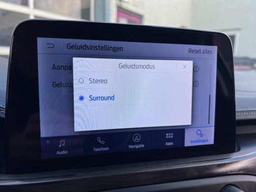 Ford Focus 125pk EcoBoost/Vignale/B&O/Adaptive/Matrix/Schuifdak/HUD/Trekh. ActivLease financial lease