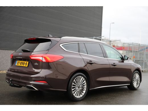 Ford Focus 125pk EcoBoost/Vignale/B&O/Adaptive/Matrix/Schuifdak/HUD/Trekh. ActivLease financial lease
