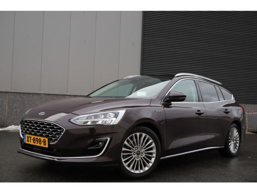 Ford Focus 125pk EcoBoost/Vignale/B&O/Adaptive/Matrix/Schuifdak/HUD/Trekh. ActivLease financial lease