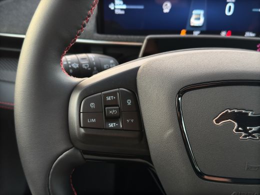 Ford Mustang Mach-E Mach-E Extended Premium RWD 88 kWh | Snel Leverbaar! | Pano | Leder | Adap. Cruise | B&O Audio ActivLease financial lease