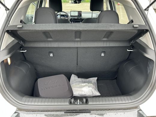 Hyundai Inster E-Motion 49 kWh | Uit voorraad leverbaar | Achteruitrijcamera | Adaptieve Cruise Control | Climat... ActivLease financial lease