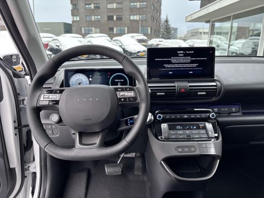 Hyundai Inster Evolve 49 kWh | Winterpack | Uit voorraad leverbaar | Warmtepomp | Stoel en stuurverwarming | Par... ActivLease financial lease