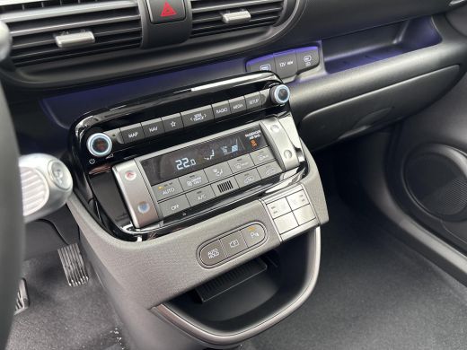 Hyundai Inster Evolve 49 kWh | Winterpack | Uit voorraad leverbaar | Warmtepomp | Stoel en stuurverwarming | Par... ActivLease financial lease