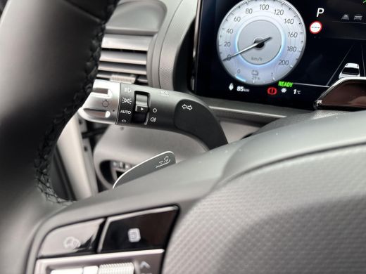 Hyundai Inster Evolve 49 kWh | Winterpack | Uit voorraad leverbaar | Warmtepomp | Stoel en stuurverwarming | Par... ActivLease financial lease