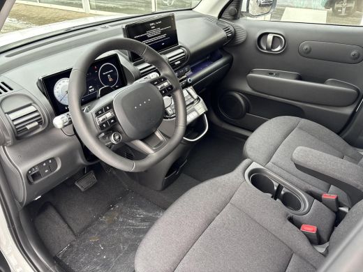 Hyundai Inster Evolve 49 kWh | Winterpack | Uit voorraad leverbaar | Warmtepomp | Stoel en stuurverwarming | Par... ActivLease financial lease