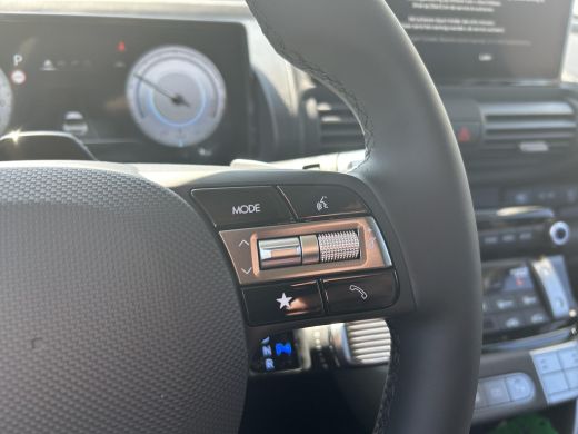 Hyundai Inster Pulse 49 kWh | Winterpack | Uit voorraad leverbaar | Warmtepomp | Stoel en stuurverwarming | Park... ActivLease financial lease