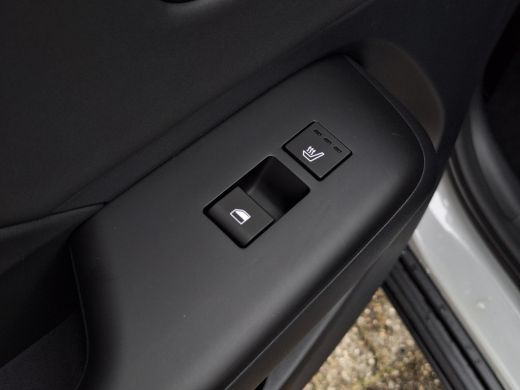 Hyundai Kona 1.6 GDI HEV Premium Sky | Uit voorraad leverbaar! | Schuif-/kantel dak | Elektrische stoelen | St... ActivLease financial lease