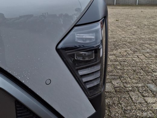 Hyundai Kona 1.6 GDI HEV Premium Sky | Uit voorraad leverbaar! | Schuif-/kantel dak | Elektrische stoelen | St... ActivLease financial lease