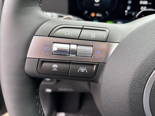 Hyundai Kona 1.6 GDI HEV Premium Sky | Uit voorraad leverbaar! | Schuif-/kantel dak | Elektrische stoelen | St... ActivLease financial lease