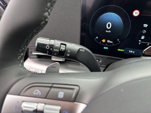 Hyundai Kona 1.6 GDI HEV Premium Sky | Uit voorraad leverbaar! | Schuif-/kantel dak | Elektrische stoelen | St... ActivLease financial lease