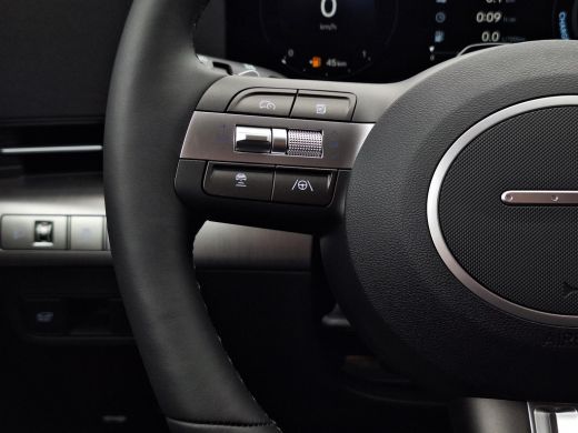 Hyundai Kona Comfort Smart 65.4 kWh | Warmte Pomp | Apple Carplay / Android Auto | Stoel / Stuurverwarming | C... ActivLease financial lease