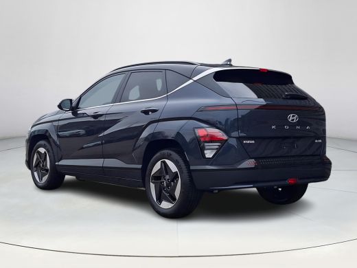Hyundai Kona Comfort Smart 65.4 kWh | Warmte Pomp | Apple Carplay / Android Auto | Stoel / Stuurverwarming | C... ActivLease financial lease