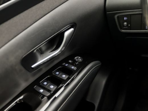 Hyundai Tucson 1.6 T-GDI MHEV Sport (VIRTUAL COCKPIT, APPLE CARPLAY, GROOT NAVI, KEYLESS, CAMERA, SPORTSTOELEN, ... ActivLease financial lease