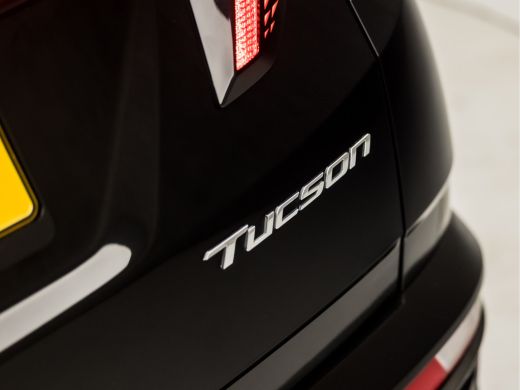 Hyundai Tucson 1.6 T-GDI MHEV Sport (VIRTUAL COCKPIT, APPLE CARPLAY, GROOT NAVI, KEYLESS, CAMERA, SPORTSTOELEN, ... ActivLease financial lease