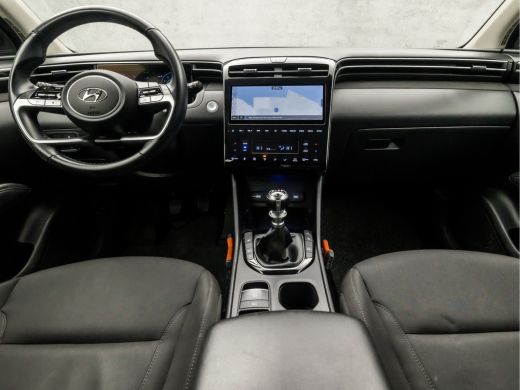 Hyundai Tucson 1.6 T-GDI MHEV Sport (VIRTUAL COCKPIT, APPLE CARPLAY, GROOT NAVI, KEYLESS, CAMERA, SPORTSTOELEN, ... ActivLease financial lease