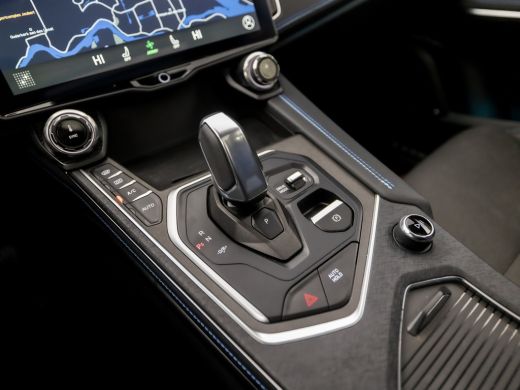 Lynk & Co 01 1.5 266Pk Automaat (FACELIFT, PANORAMADAK, HEMEL ZWART, CAMERA, APPLE CARPLAY, INFINITY AUDIO, EL... ActivLease financial lease