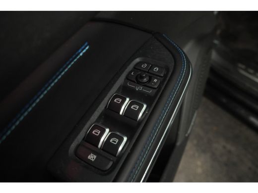 Lynk & Co 01 1.5 all black, navigatie, climate ActivLease financial lease