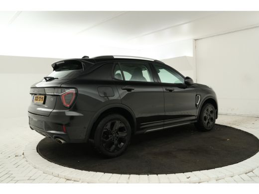 Lynk & Co 01 1.5 all black, navigatie, climate ActivLease financial lease