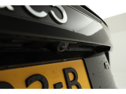 Lynk & Co 01 1.5 all black, navigatie, climate ActivLease financial lease