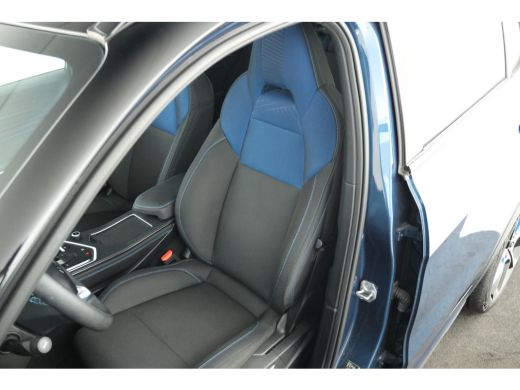 Lynk & Co 01 1.5 Zwarte Hemel, Panorama Dak, Black Pakket ActivLease financial lease