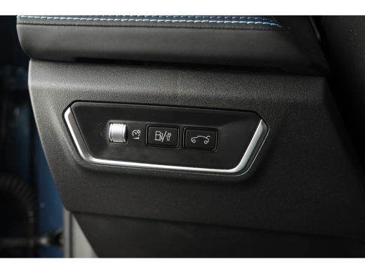 Lynk & Co 01 1.5 Zwarte Hemel, Panorama Dak, Black Pakket ActivLease financial lease