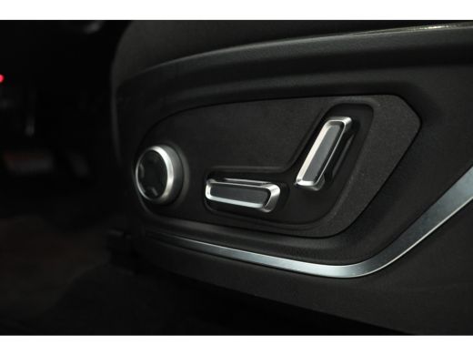 Lynk & Co 01 1.5 Zwarte Hemel, Panorama Dak, Black Pakket ActivLease financial lease