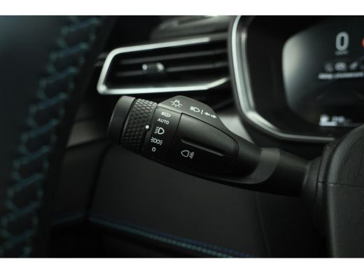 Lynk & Co 01 1.5 Zwarte Hemel, Panorama Dak, Black Pakket ActivLease financial lease