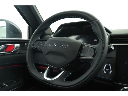 Lynk & Co 01 1.5 Zwarte Hemel, Panorama Dak, Black Pakket ActivLease financial lease