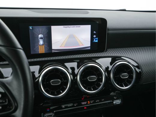 Mercedes-Benz A-Klasse 160 Business Solution (INCL-BTW) *LEATHER- FABRIC | FULL-LED | WIDE-SCREEN-COCKPIT | CAMERA | NAV... ActivLease financial lease