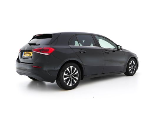 Mercedes-Benz A-Klasse 160 Business Solution (INCL-BTW) *LEATHER- FABRIC | FULL-LED | WIDE-SCREEN-COCKPIT | CAMERA | NAV... ActivLease financial lease