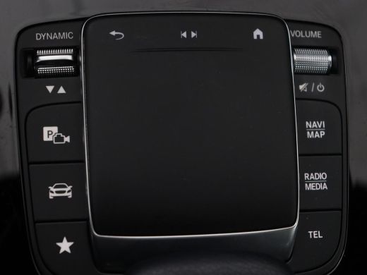 Mercedes-Benz A-Klasse 250e AMG | Panoramadak | Stoelverwarming | Carplay | Leder/Alcantara | Camera | Sfeerverlichting ... ActivLease financial lease