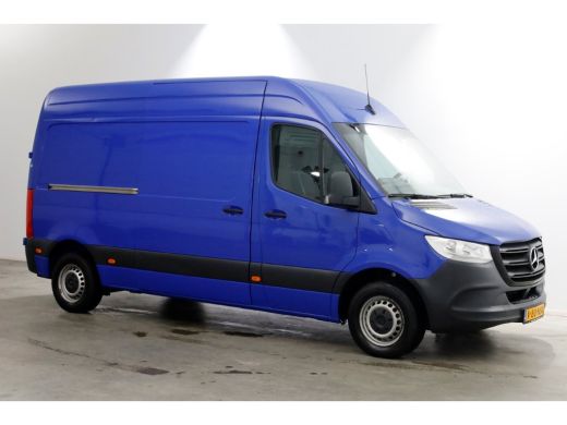 Mercedes-Benz Sprinter 311 CDI 115pk L2H2 Airco/CarPlay 07-2019 ActivLease financial lease
