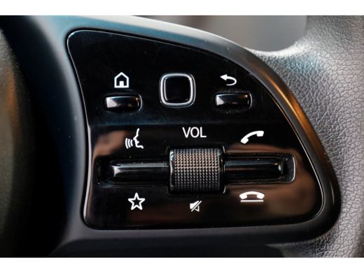 Mercedes-Benz Sprinter 311 CDI 115pk L2H2 Airco/CarPlay 07-2019 ActivLease financial lease